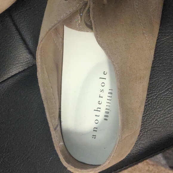 Anothersole flats - Picture 2 of 3